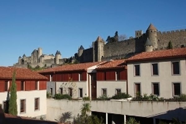 Adonis Carcassonne - La Barbacane Residence de Tourisme